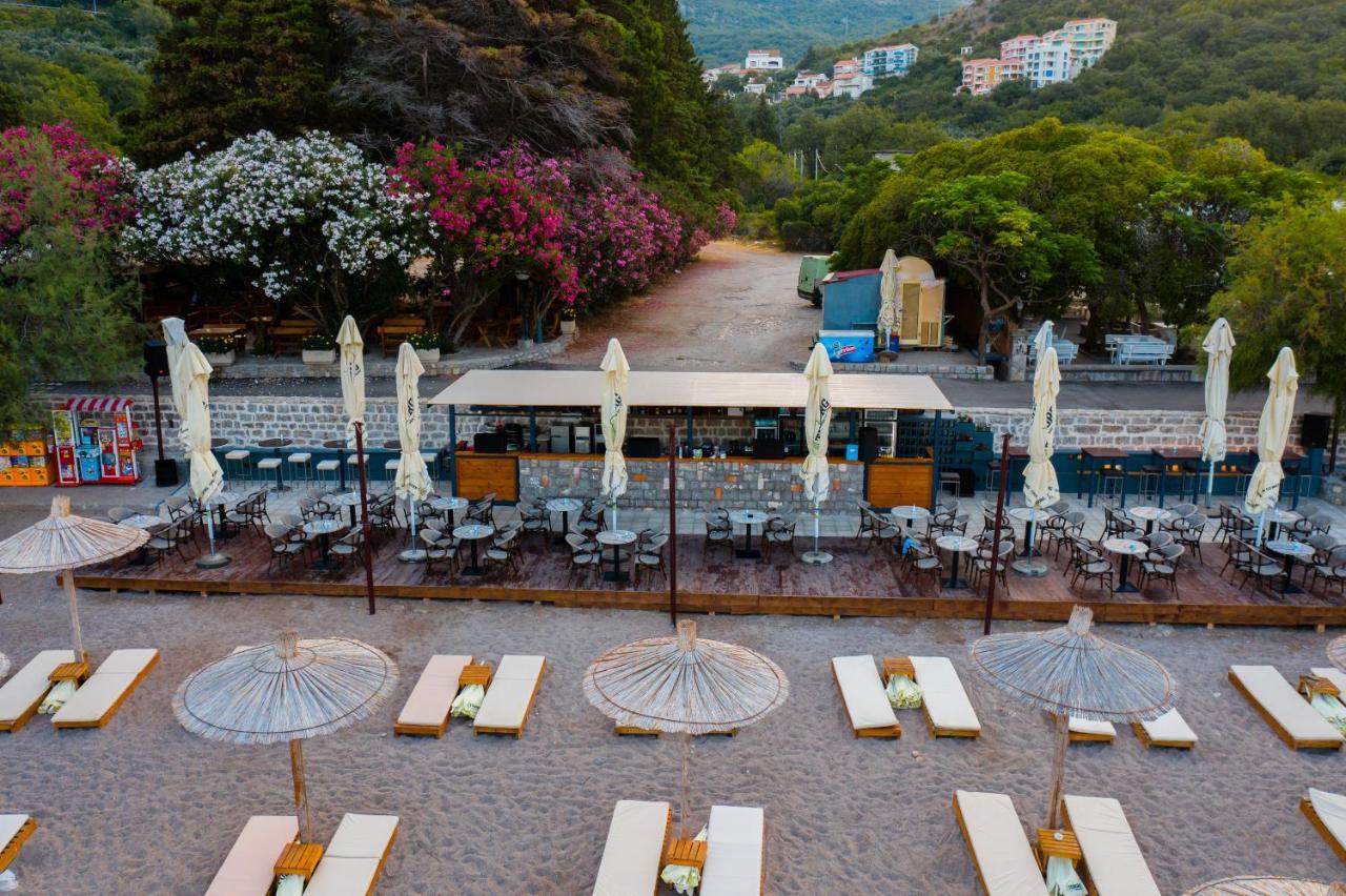 Hotel Plaza Lucice Petrovac Exterior photo