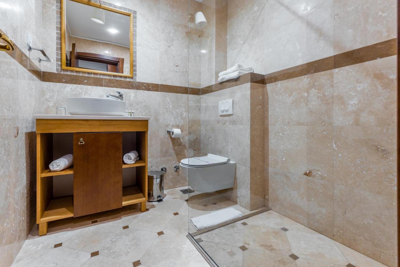 Hotel Plaza Lucice Petrovac Exterior photo