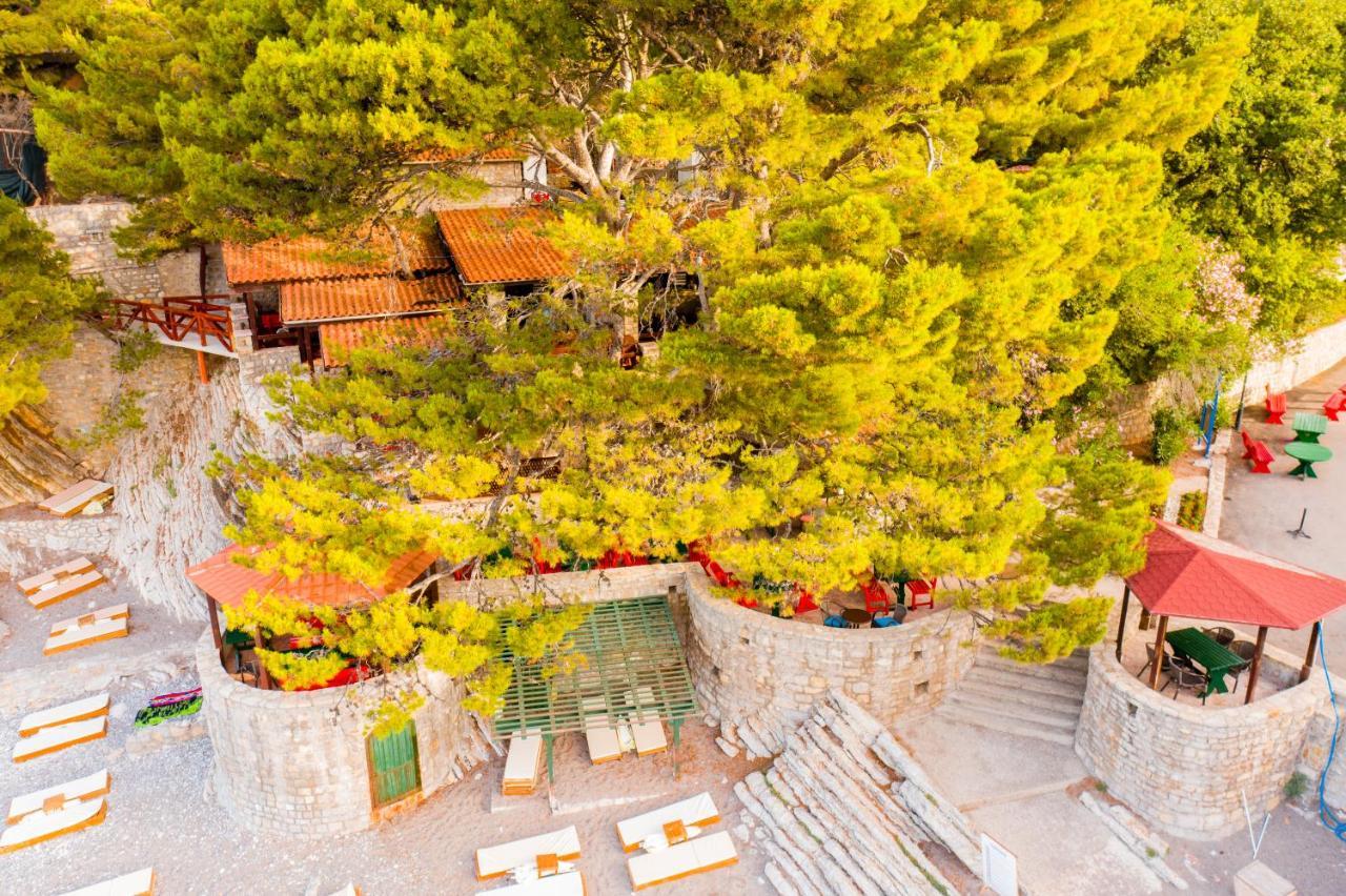 Hotel Plaza Lucice Petrovac Exterior photo
